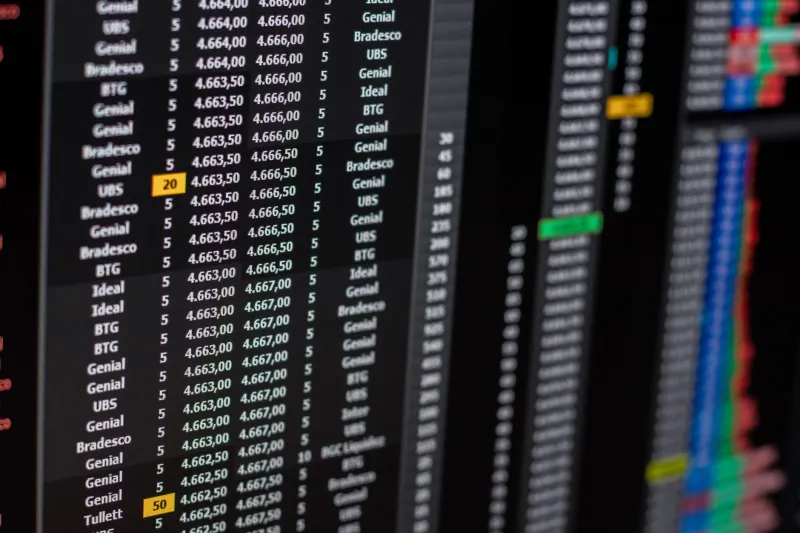 Fade the Reaction: Understanding Post-Earnings Reversals and How to Position Against the Crowd